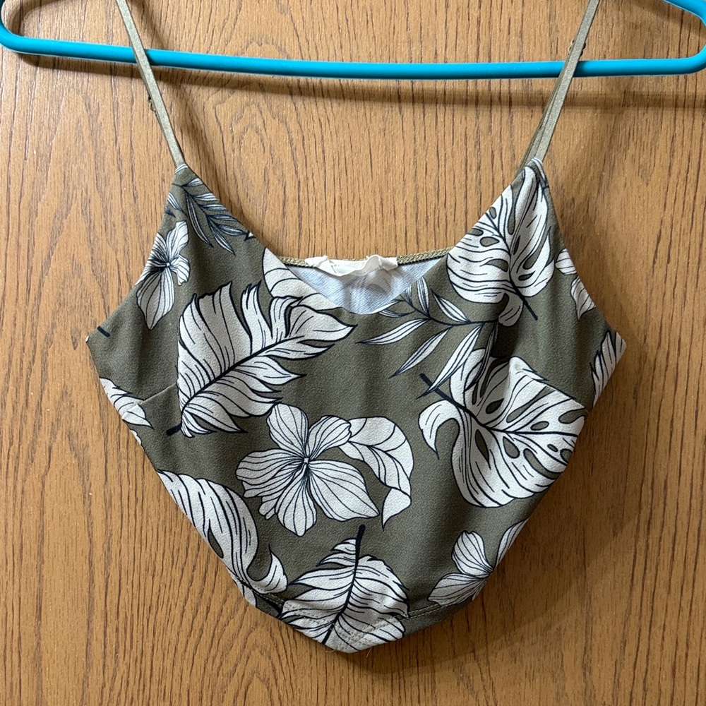Hawaiian Print Cropped Camisole Top